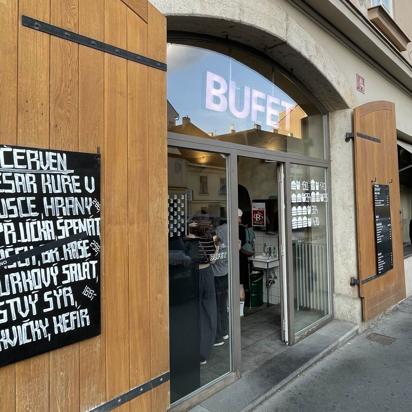 Bufet Karlín foto 1